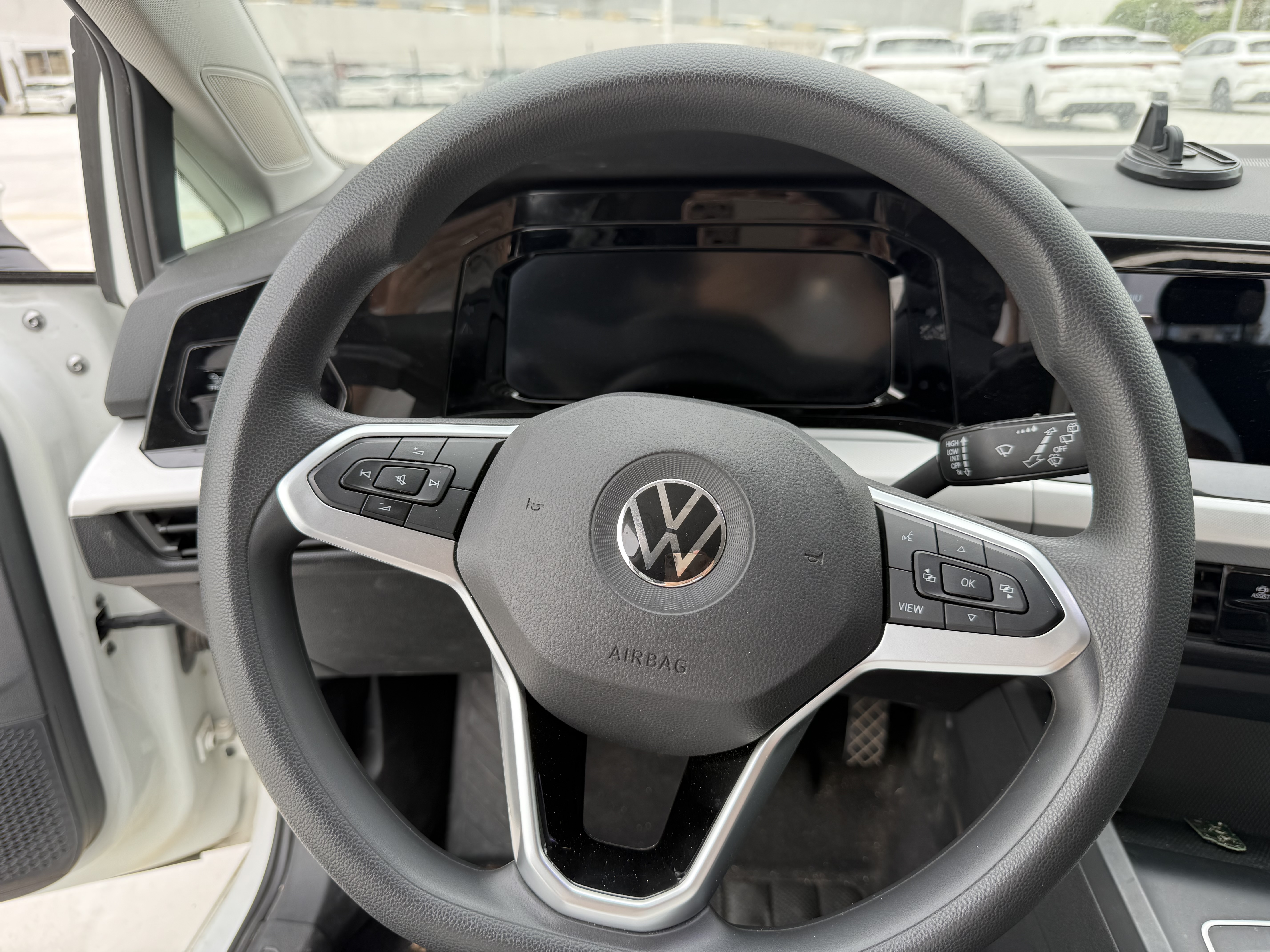 2023 Volkswagen Golf